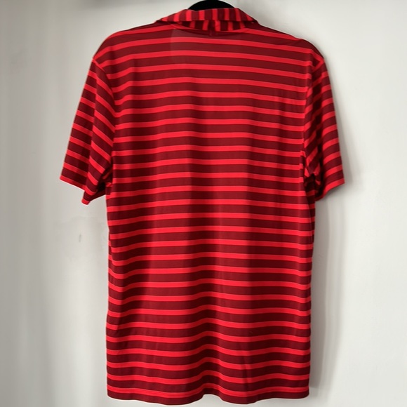 Men’s Nike golf shirt - Picture 3 of 3